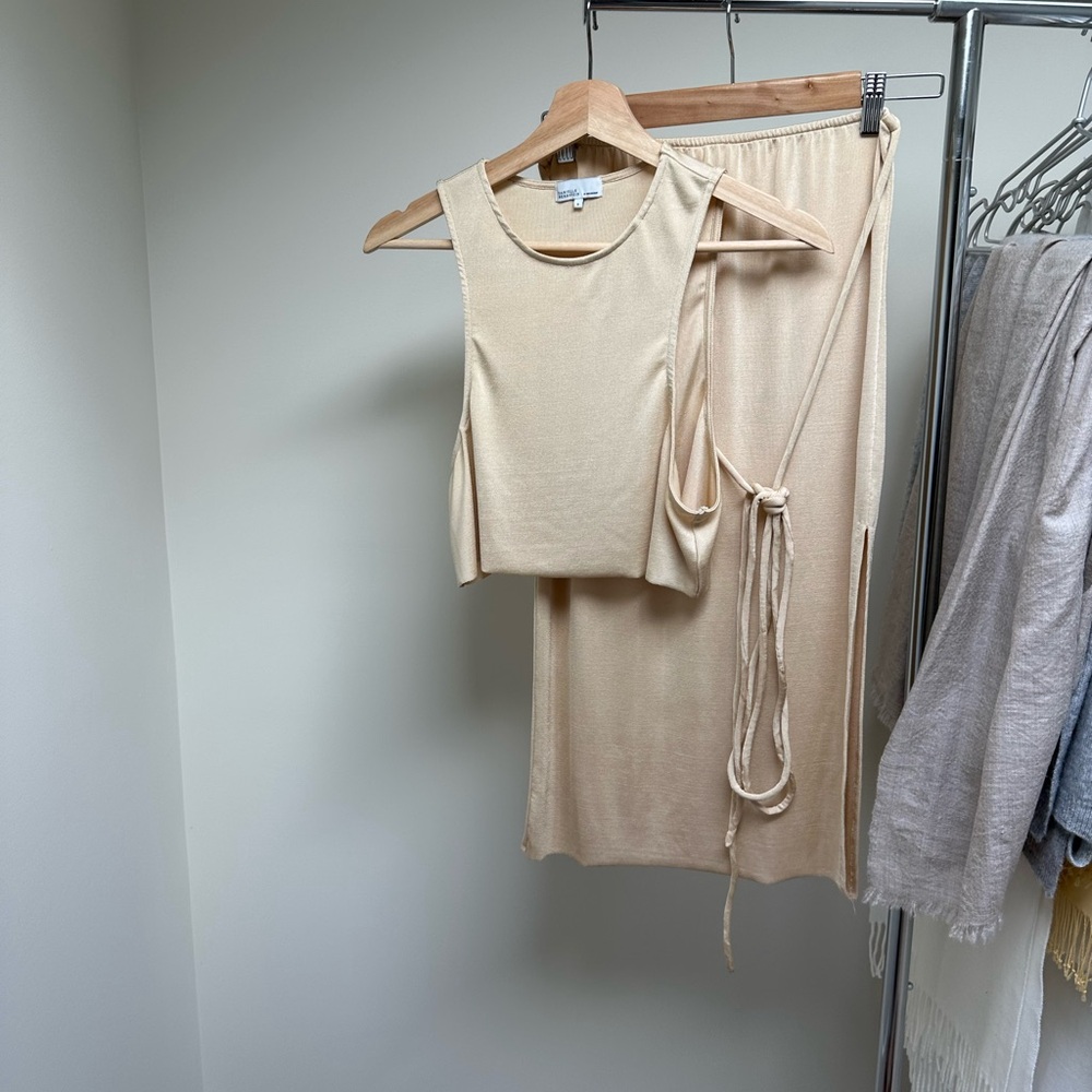 DANIELLE BERNSTEIN Cream Midi Skirt Set